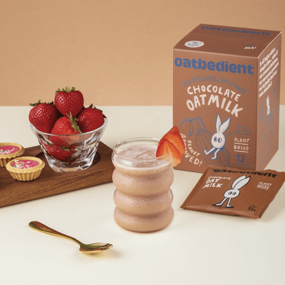 Chocolate Strawberry Oat Milkshake – Oatbedient